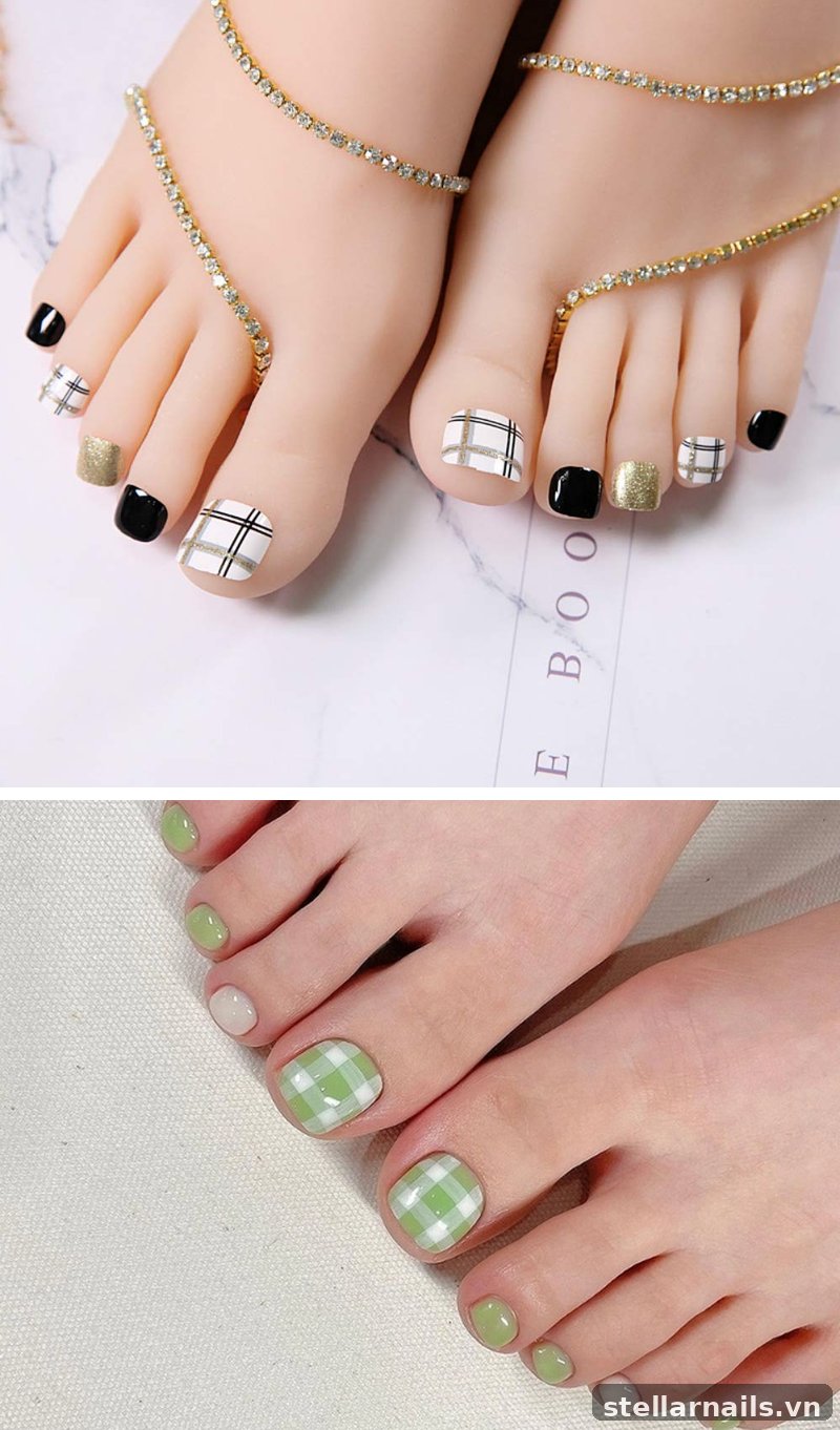 Mẫu móng chân kẻ sọc mảnh trắng trên nền nude